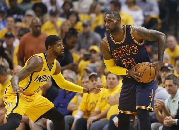 英超赛程提醒：曼城对阵利物浦,