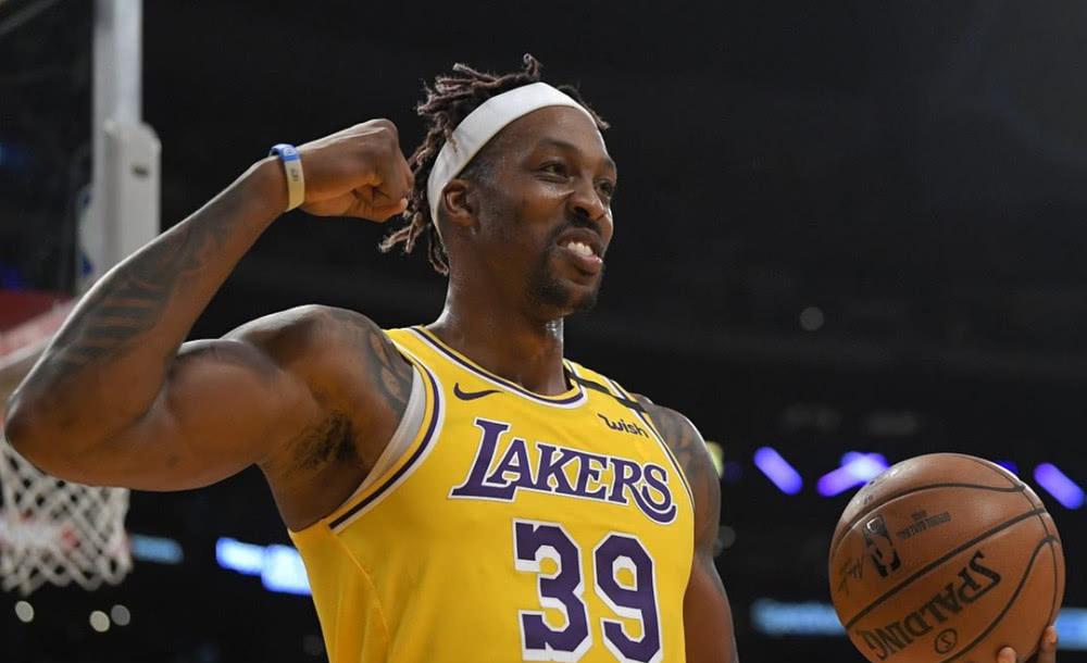 在安菲尔德送出助攻：埃基蒂克本场数据／集锦