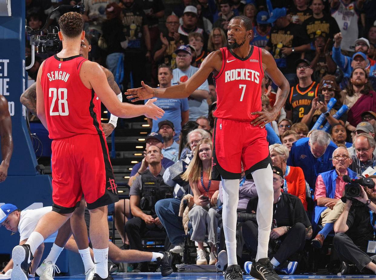 那不勒斯求购弗拉泰西：齐沃给足替补机会，他却难证明自己？