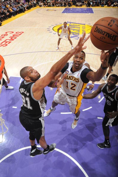 英超豪门又掉链子：3场不胜狂丢7分，争冠形势迅速恶化