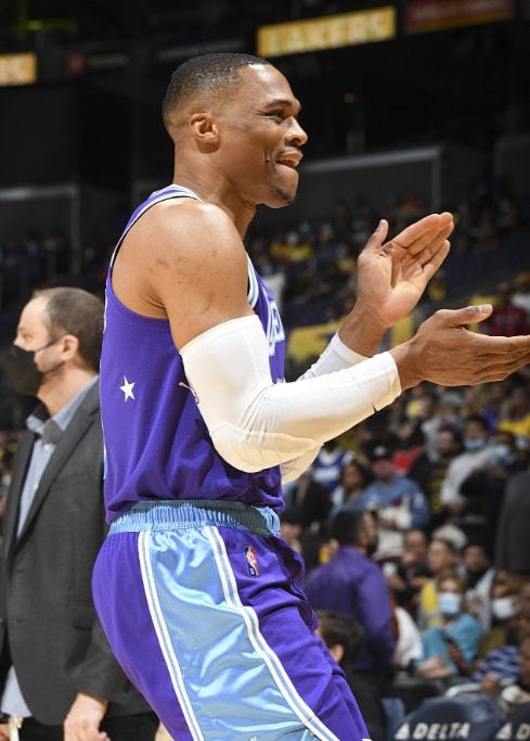 巴萨重返荣耀之地：对阵皇家贝蒂斯的关键战役