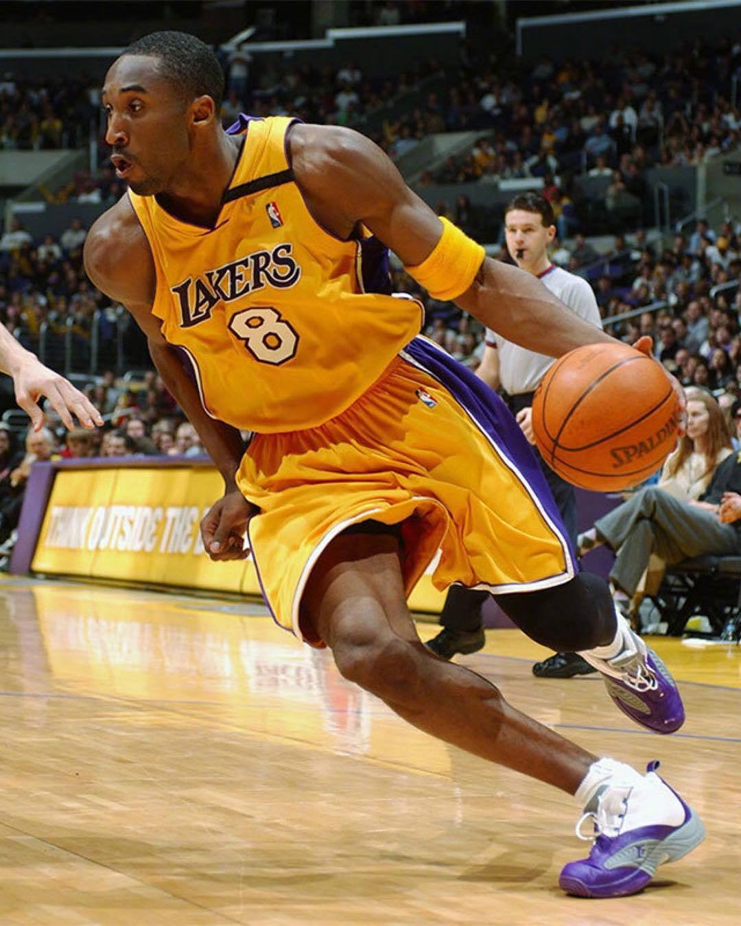 混团世界杯：国乒8-4德国!动漫和双甜各被咬1分,王楚钦爆大冷输1盘