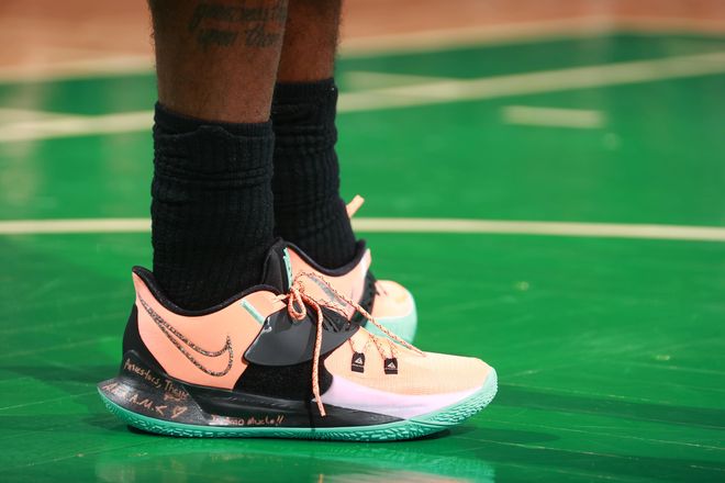 英媒盘点与主帅闹僵球员结局：小贝基恩C罗离队，希勒遭弃用