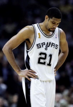 34岁阿联酋国脚奥马尔宣布退役，曾斩获亚洲足球先生