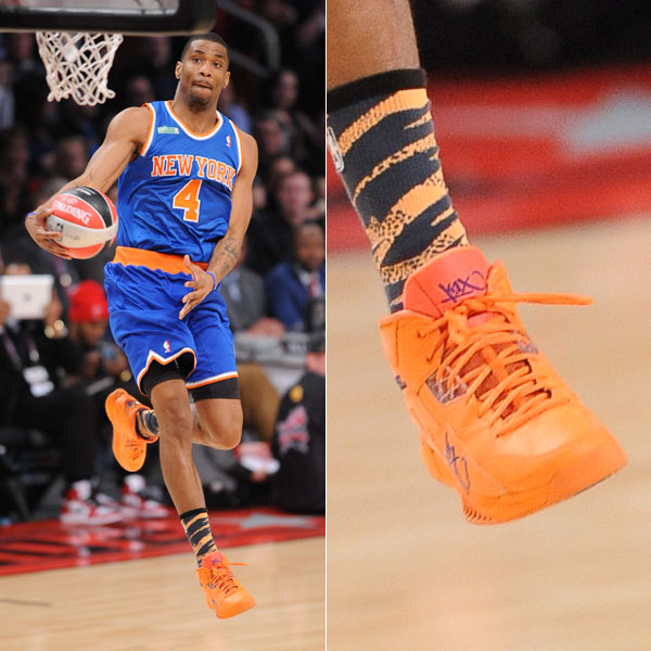 CBA杯战报：徐杰18分8助，广东101-75大胜江苏