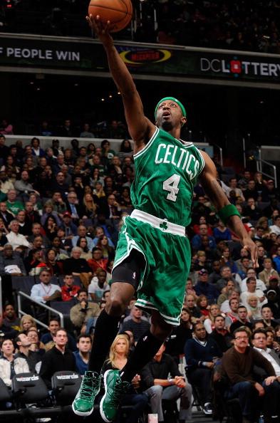 足球中超两场比赛因大雾暂停