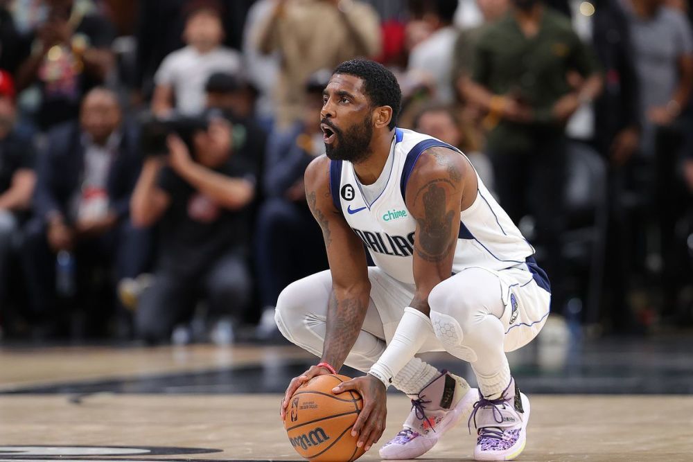 地上足球：偷溜诺坎普释放回归信号？解析梅西为何必重回巴萨